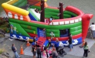 Pirate_Ship_for_Birthday_Party_with_climb_and_slide_2_1.JPG
