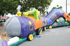 ROCKUP__Chuggy_Inflatable_Train_Tunnel.jpg